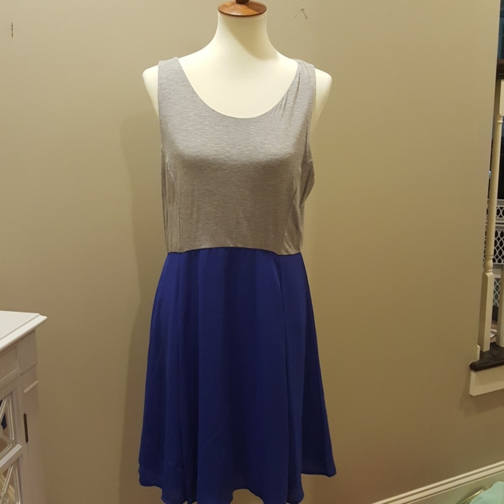 NWOT casual summer dress.